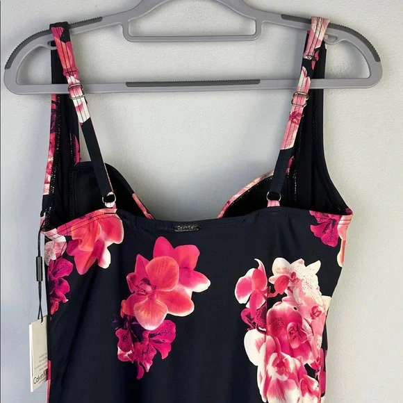 NEW Calvin Klein Full Coverage One Piece Swimsuit 14 Molded Cups Adjustable Bra
